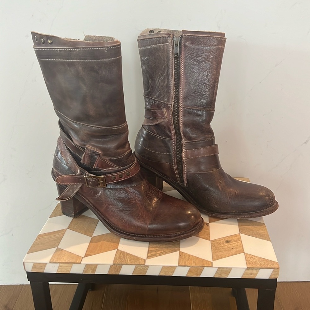 Women’s distressed Bed Stu mid calf boots, size 7.5